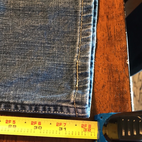 Levi’s Signature Low Rise Boot Cut Jeans - Picture 8 of 9